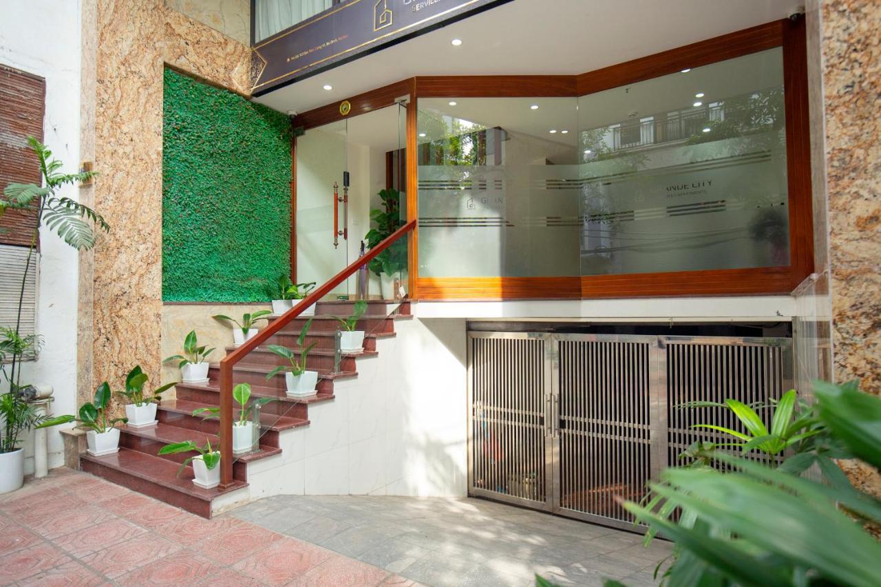Sumitomo10 Apartment - Lane 12 Dao Tan Street 하노이 외부 사진